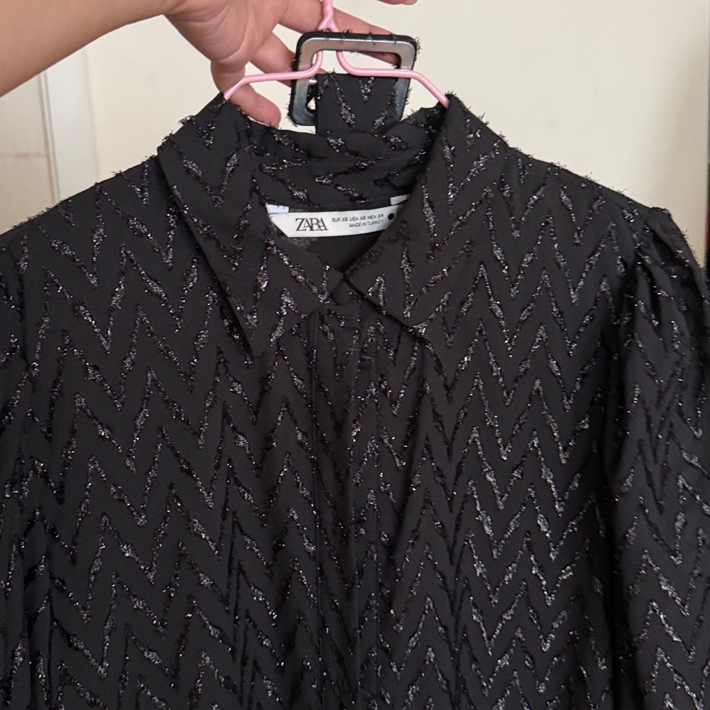 ZARA XS MAXI BLACK SHIMMEREY DRESS WITH BELT